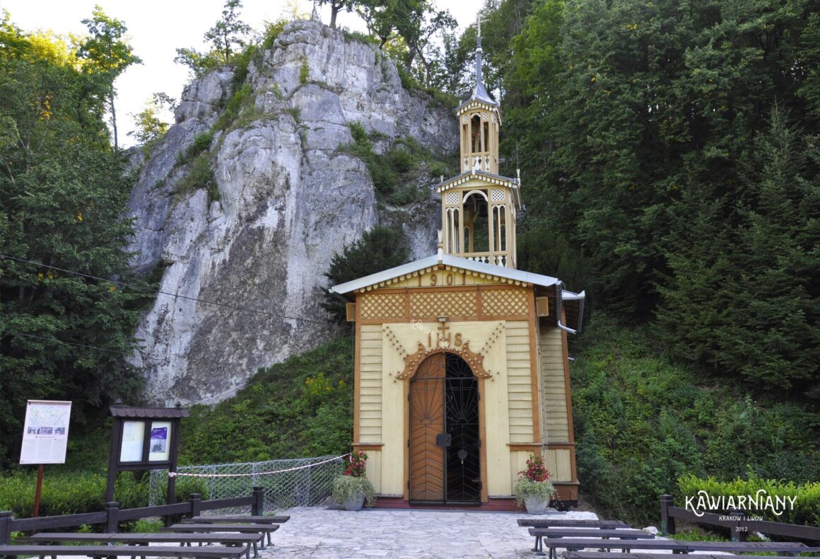 Kaplica Na Wodzie W Ojcowie. Cennik, Parking, Zwiedzanie – Kawiarniany.pl